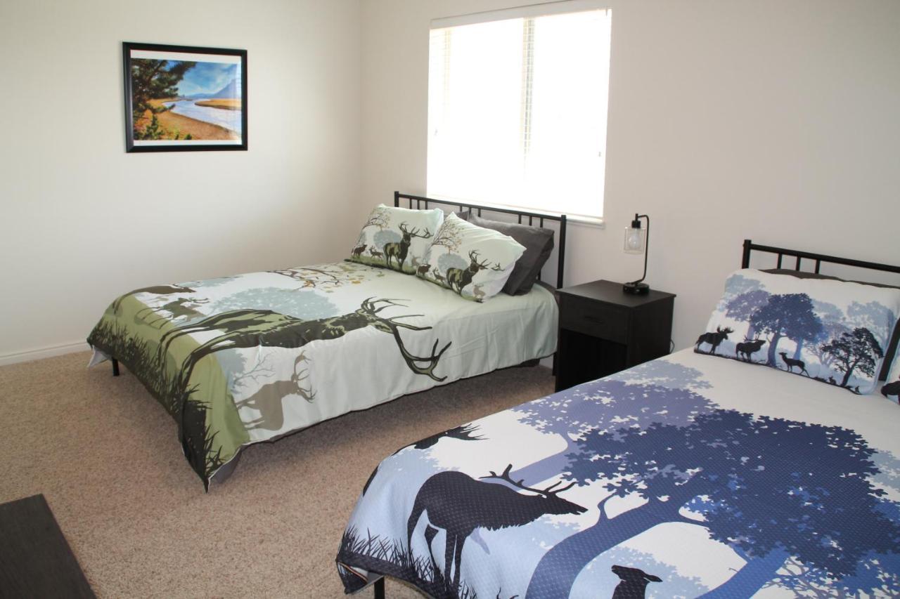 3 Queen Beds, 1 Twin Bed, 2 Rooms, 1 And A Half Bath, Self Check-In, Flexcation Equipped Айдахо-Фоллс Екстер'єр фото