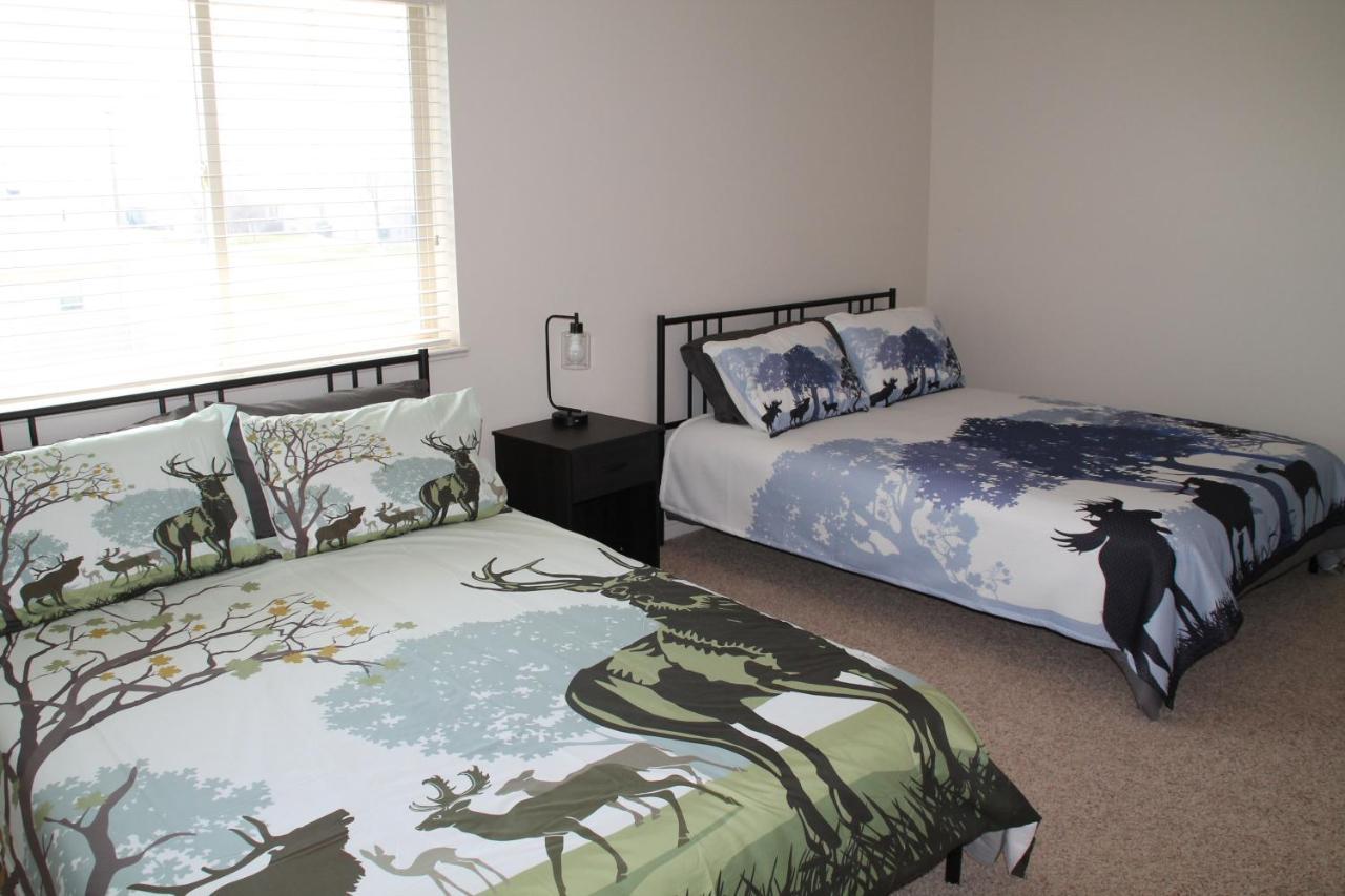 3 Queen Beds, 1 Twin Bed, 2 Rooms, 1 And A Half Bath, Self Check-In, Flexcation Equipped Айдахо-Фоллс Екстер'єр фото