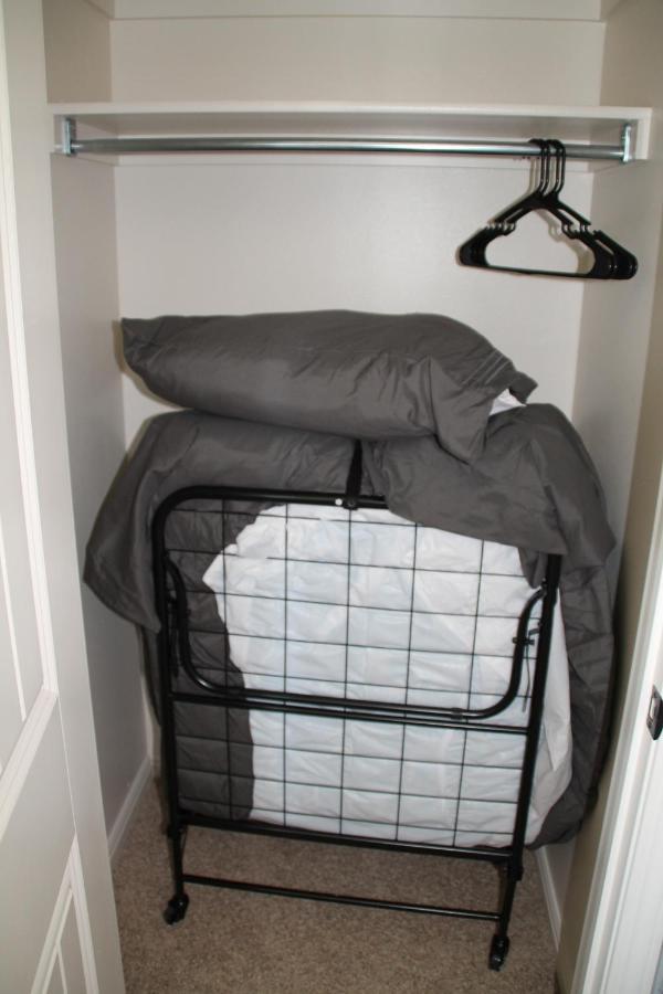 3 Queen Beds, 1 Twin Bed, 2 Rooms, 1 And A Half Bath, Self Check-In, Flexcation Equipped Айдахо-Фоллс Екстер'єр фото